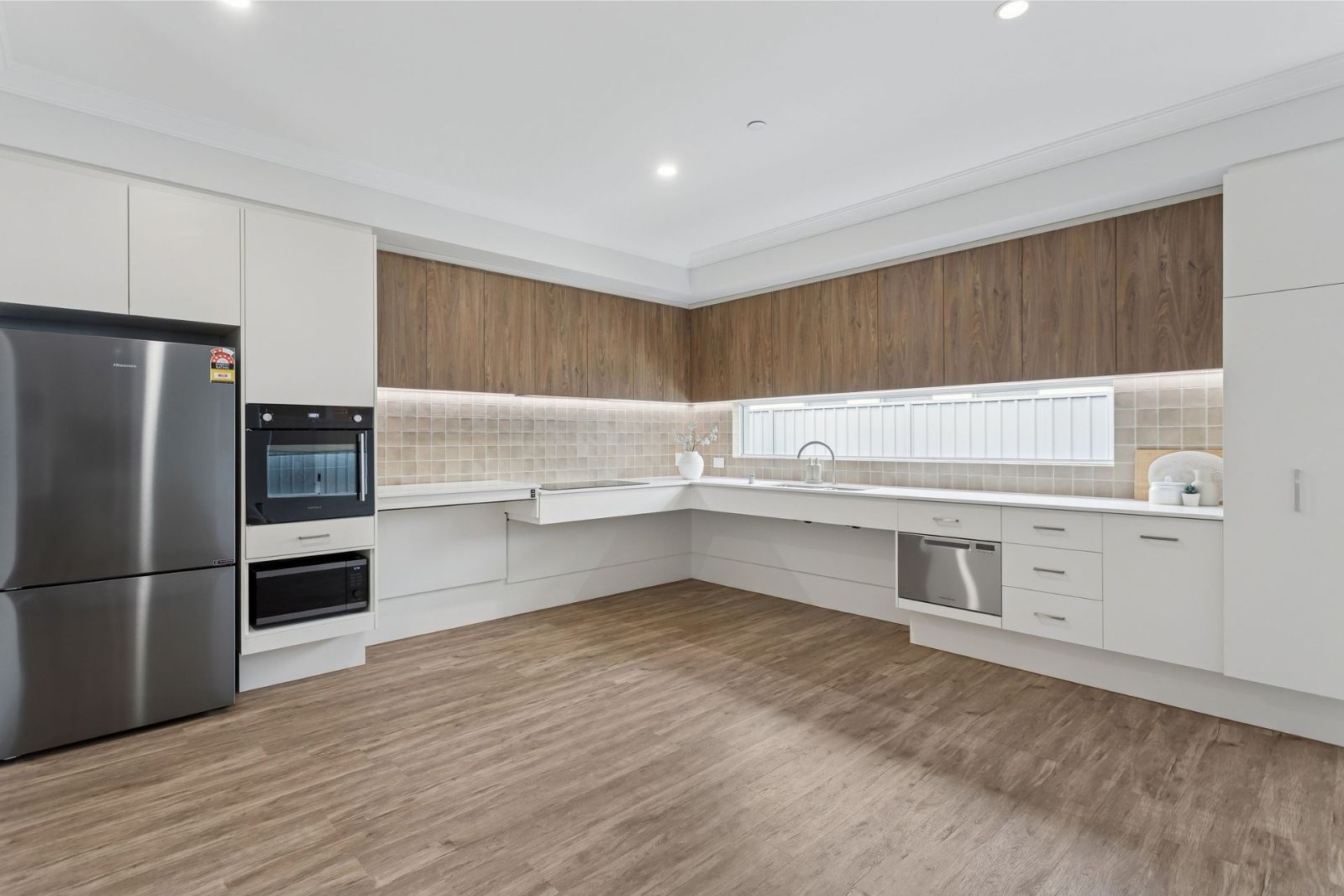 Life Your Way : Large 3 Bedroom Home for Sharing or 2-Bedroom Villa for Living Alone. Disability Accommodation — Home image 11