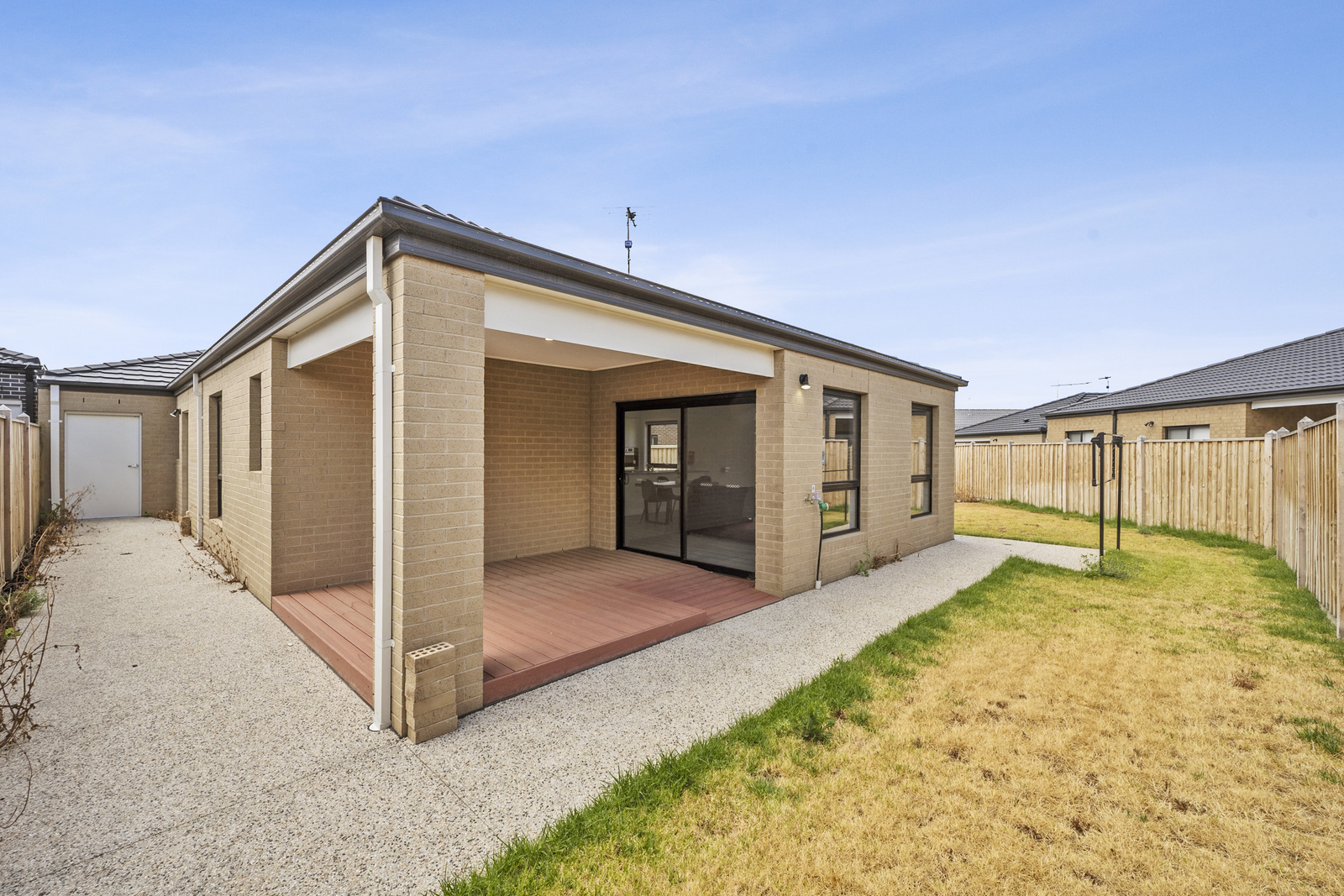 Disher Way, Tarneit VIC 3029 — Home image 8