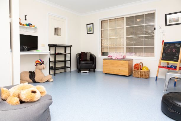 Griffith: Open plan house in prime location. — Home image 2