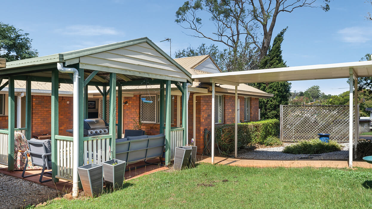 Welcoming thoughtfully designed SIL home in Wilsonton Heights — Home image 6