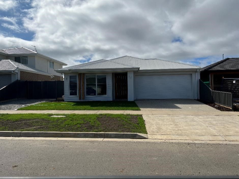 All female Improved Liveability home — Home image 8