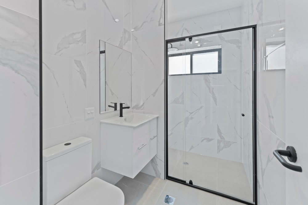 MTA & SDA Beautiful Waterfront High Physical Support at Bundall Gold Coast — Home image 7