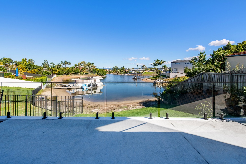 MTA & SDA Beautiful Waterfront High Physical Support at Bundall Gold Coast — Home image 8