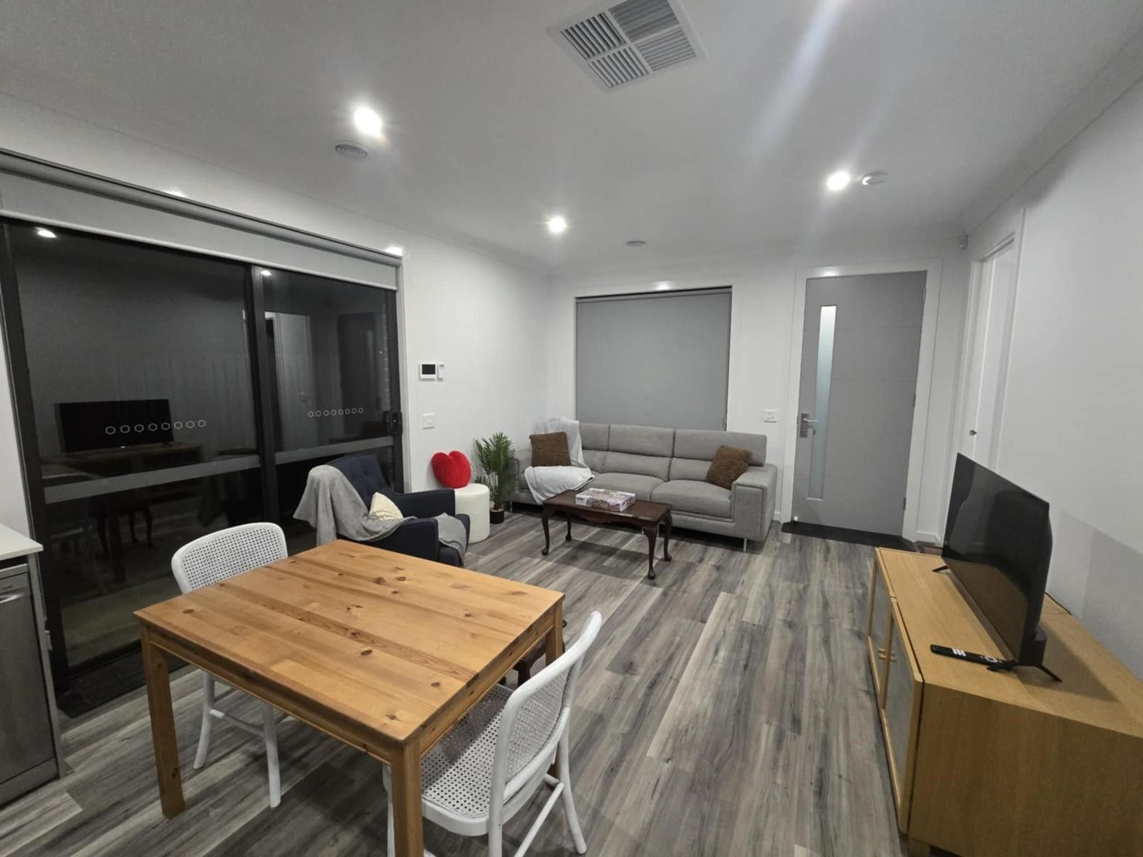 📍 Meadow Heights, VIC 🛌 3 🛀 1 🚘1 Improved Liveability SDA property 3 Vacancies — Home image 4