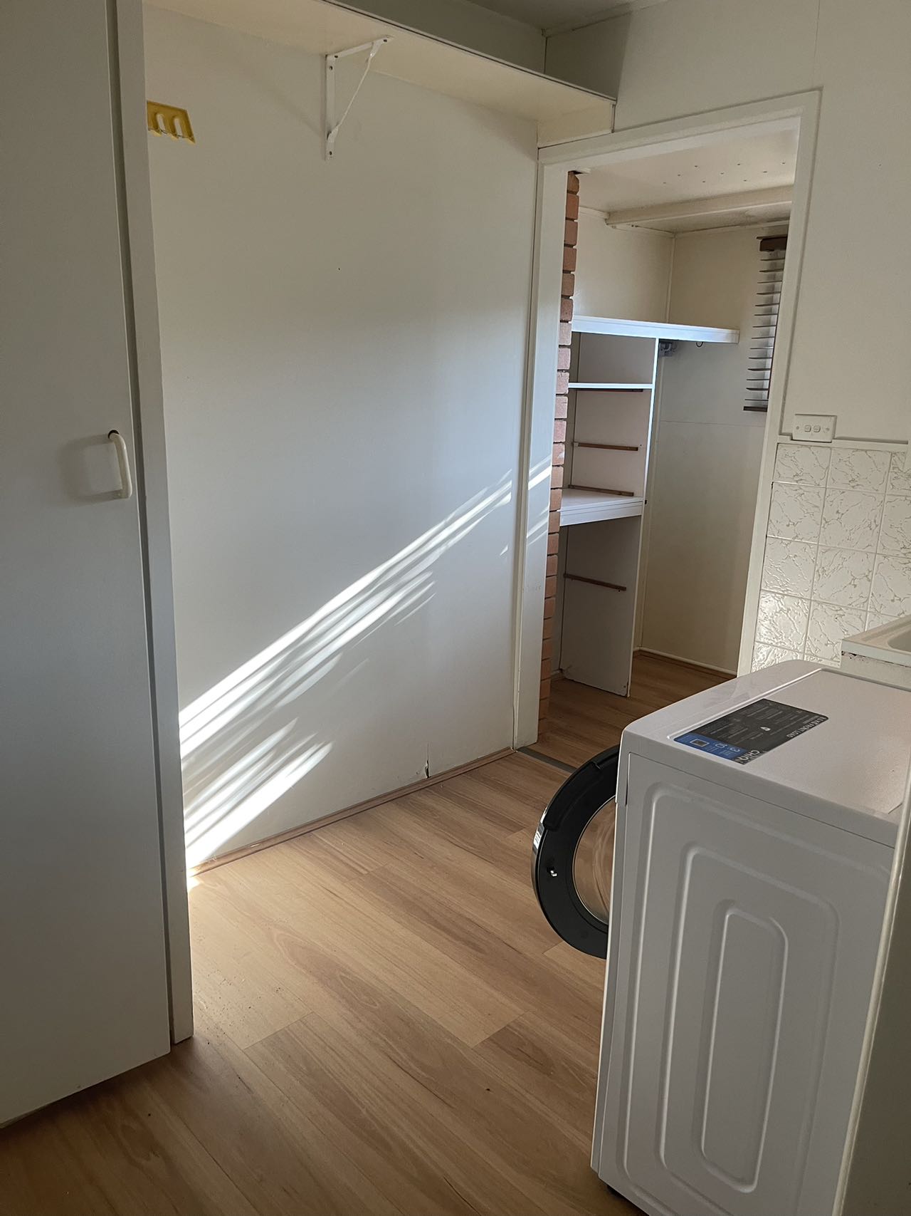03 Sunnybank — Home image 2