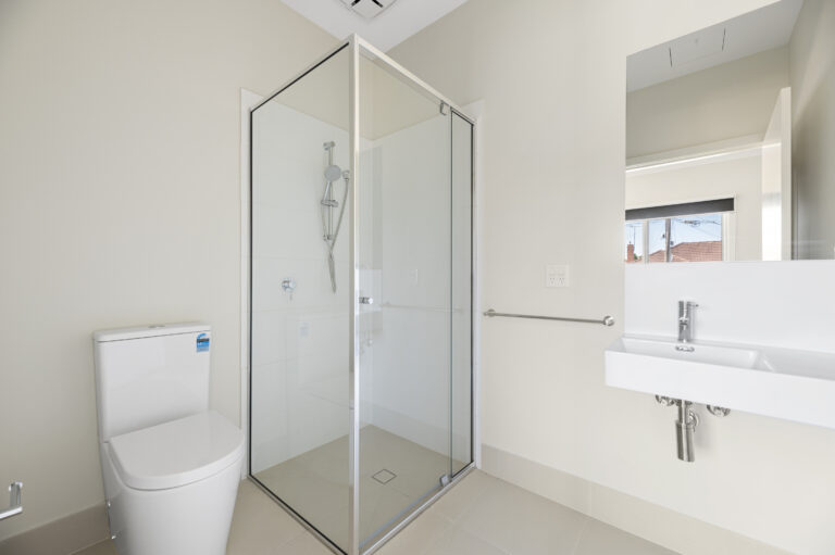 Dandenong (Fifth Avenue) — Home image 6