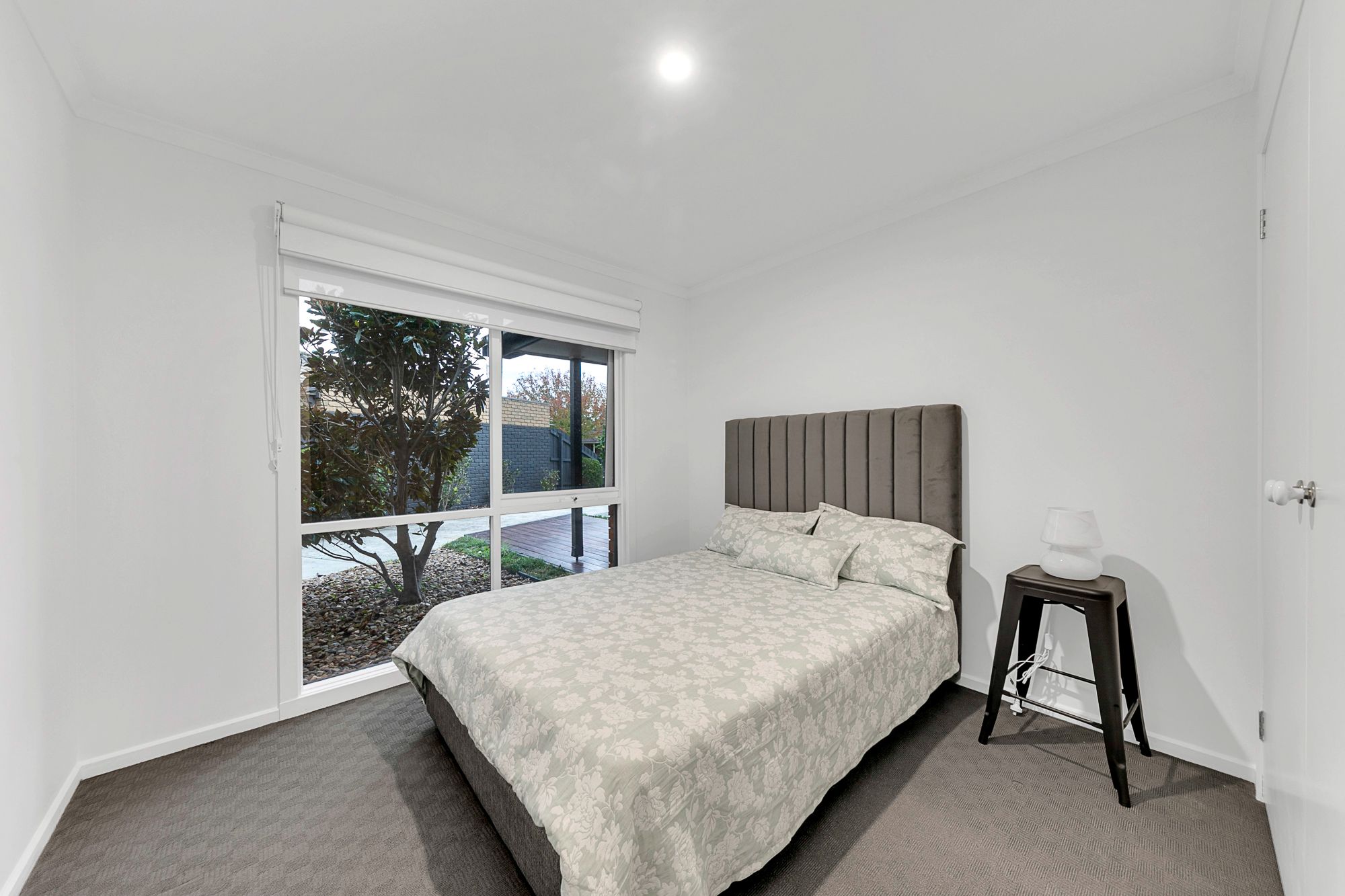 An exceptional home with modern amenities offering SIL/MTA/STA in Cranbourne. — Home image 3