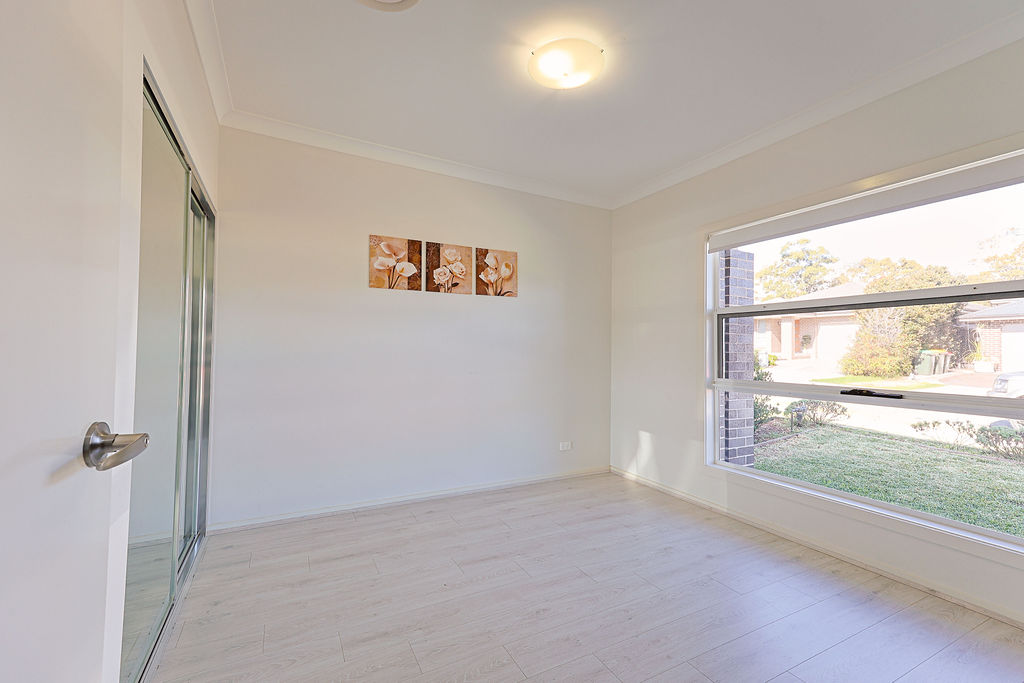 Spacious luxurious living in Newbrook — Home image 6