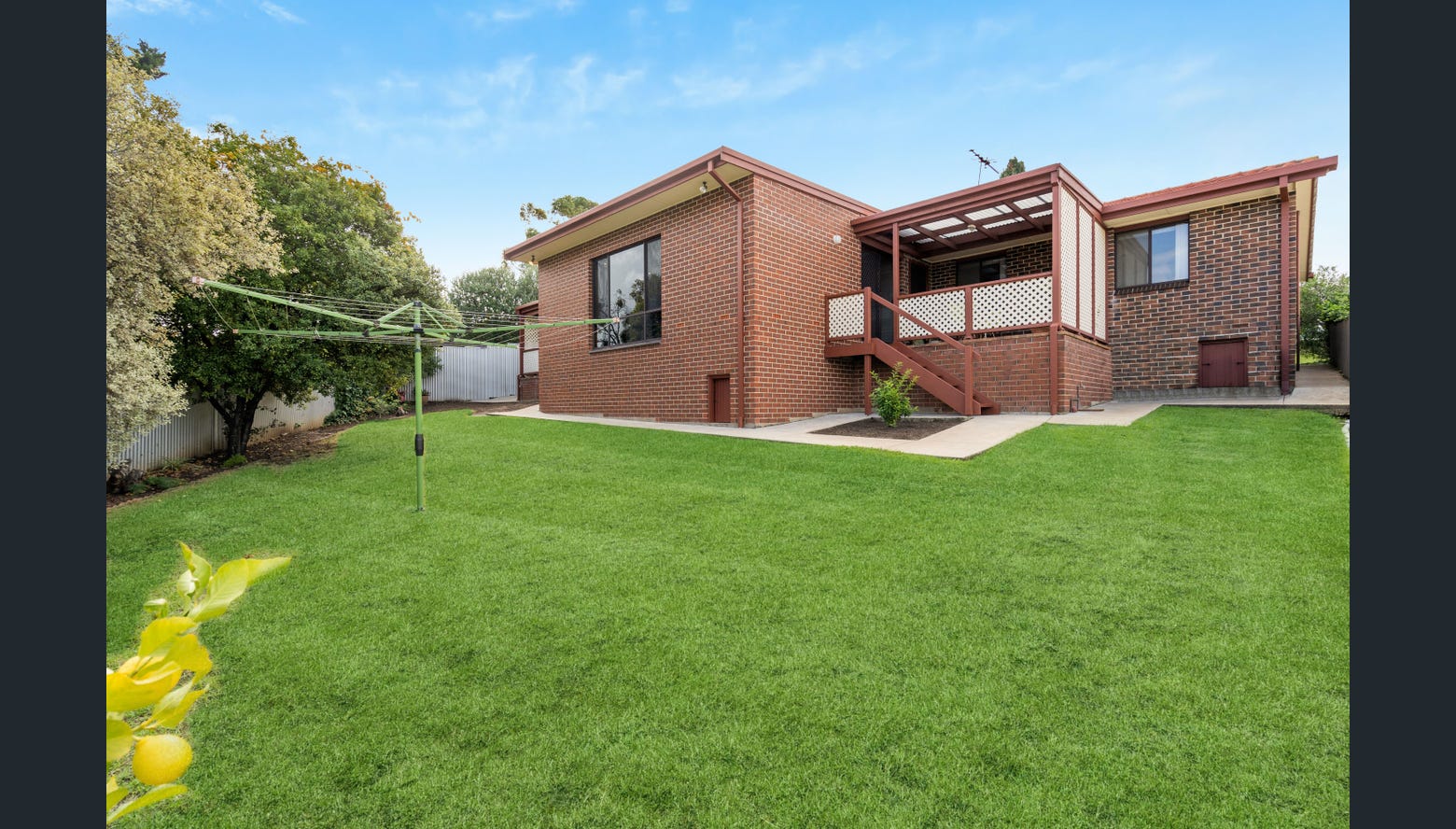 Lovely home in beautiful location! — Home image 4