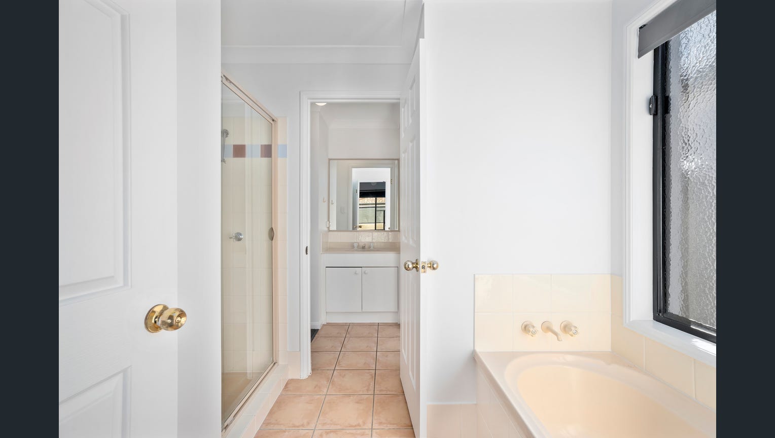 Helensvale, QLD — Home image 2