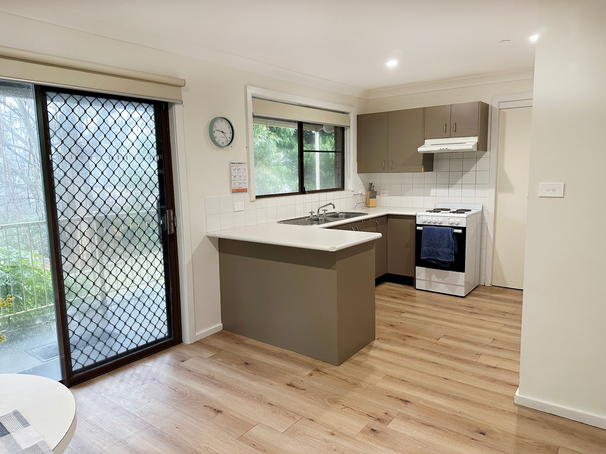 Single occupancy 2 bed villa, designed for Independent living in a great location — Home image 2