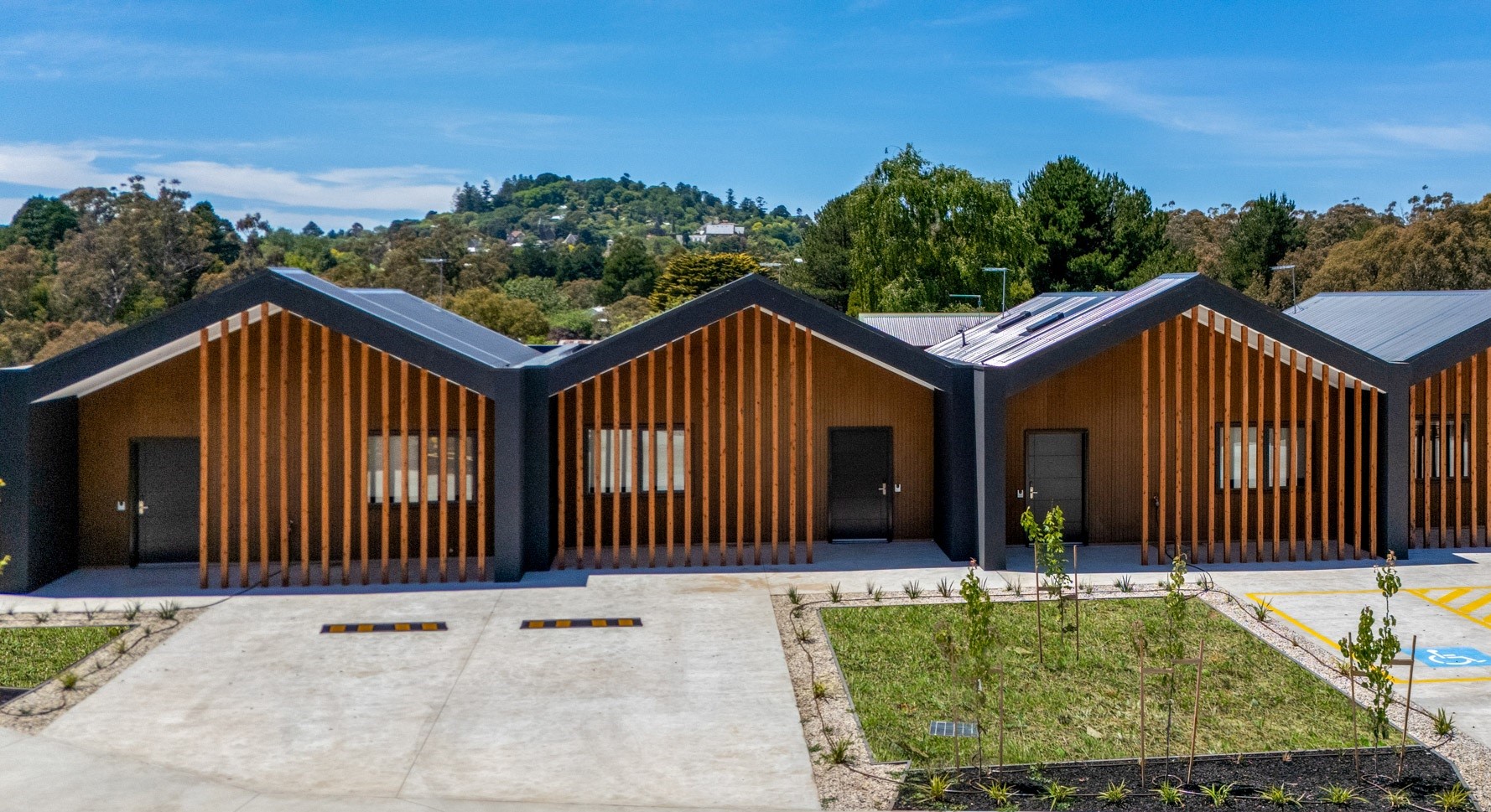 Avail. Now Daylesford Units for those wanting space by themselves MTA Possible — Home image 10