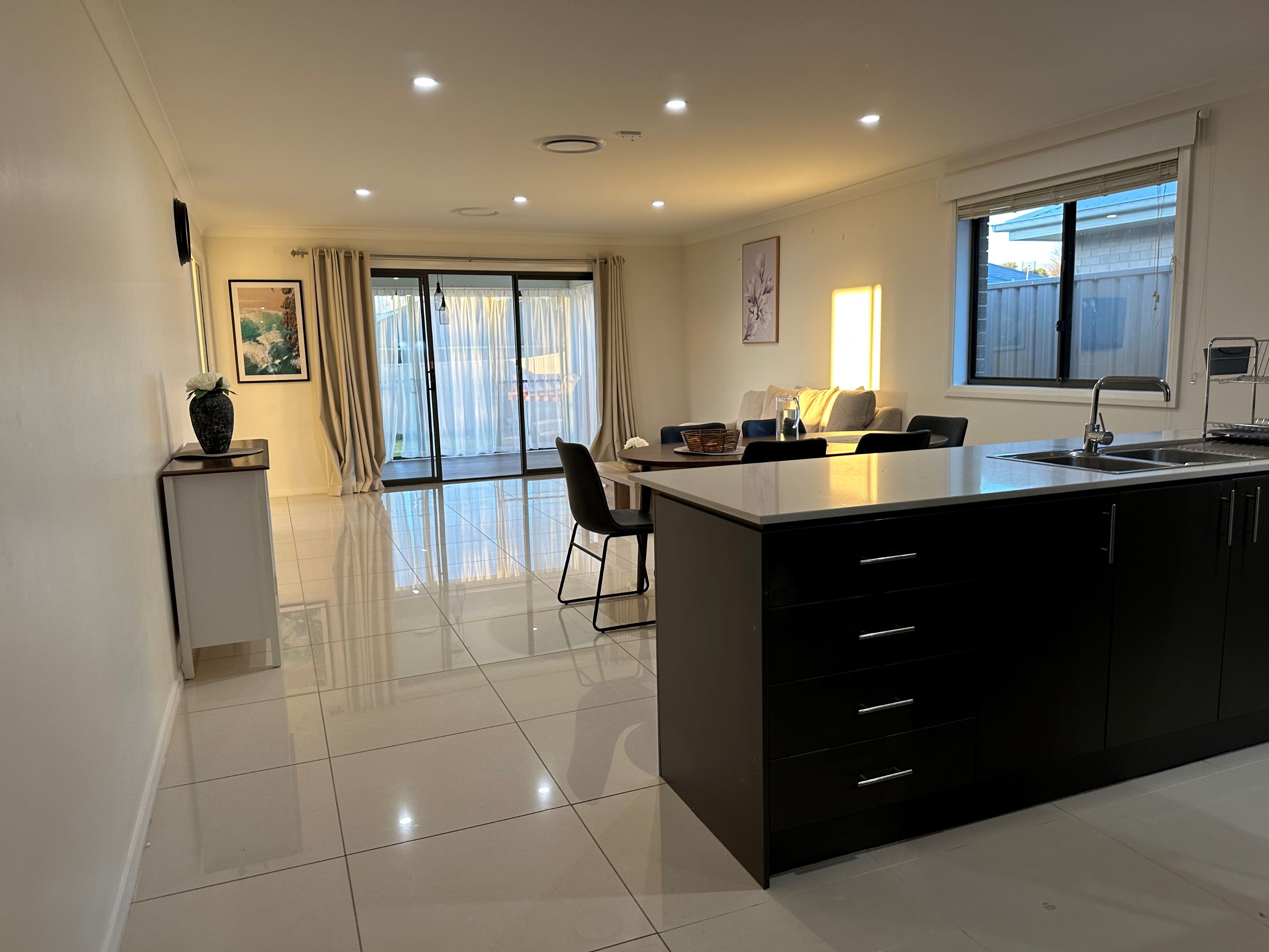 Supported Independent Living in a warm and welcoming home and Short Term — Home image 4
