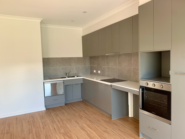 STRATHFIELD HPS/FA - Cranbourne, Victoria — Home image 5