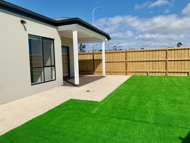 STRATHFIELD HPS/FA - Cranbourne, Victoria — Home image 8