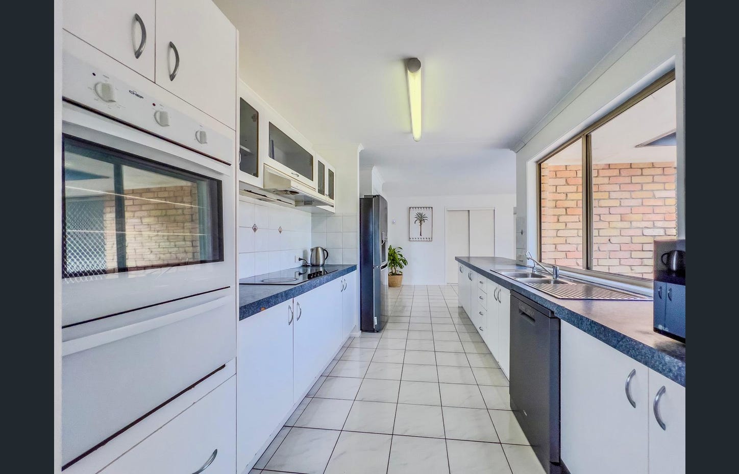 Seeking a 1:2/1:3 SIL Male Housemate in Arundel — Home image 6