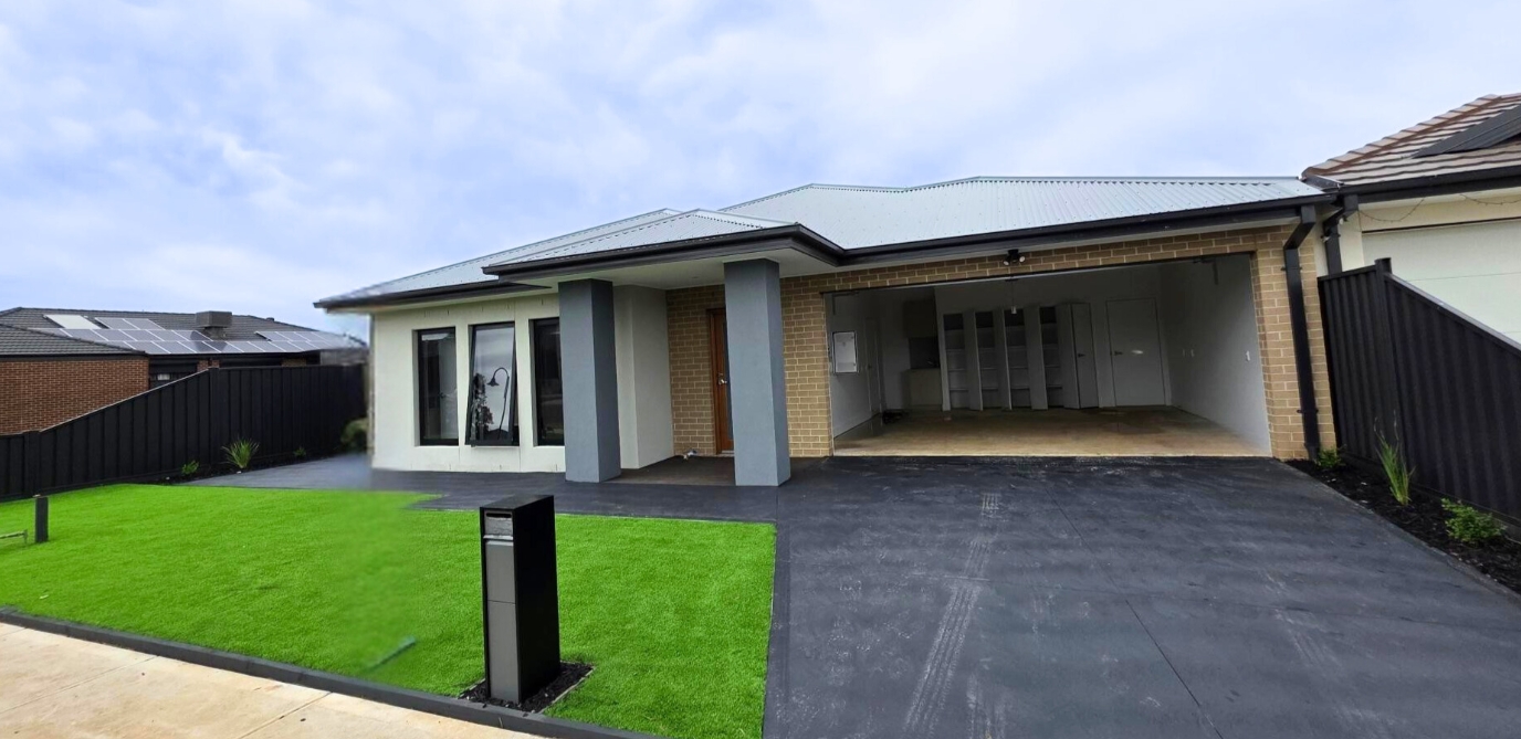 ELIZA PARK FA – Melton South, Victoria — Home image 4