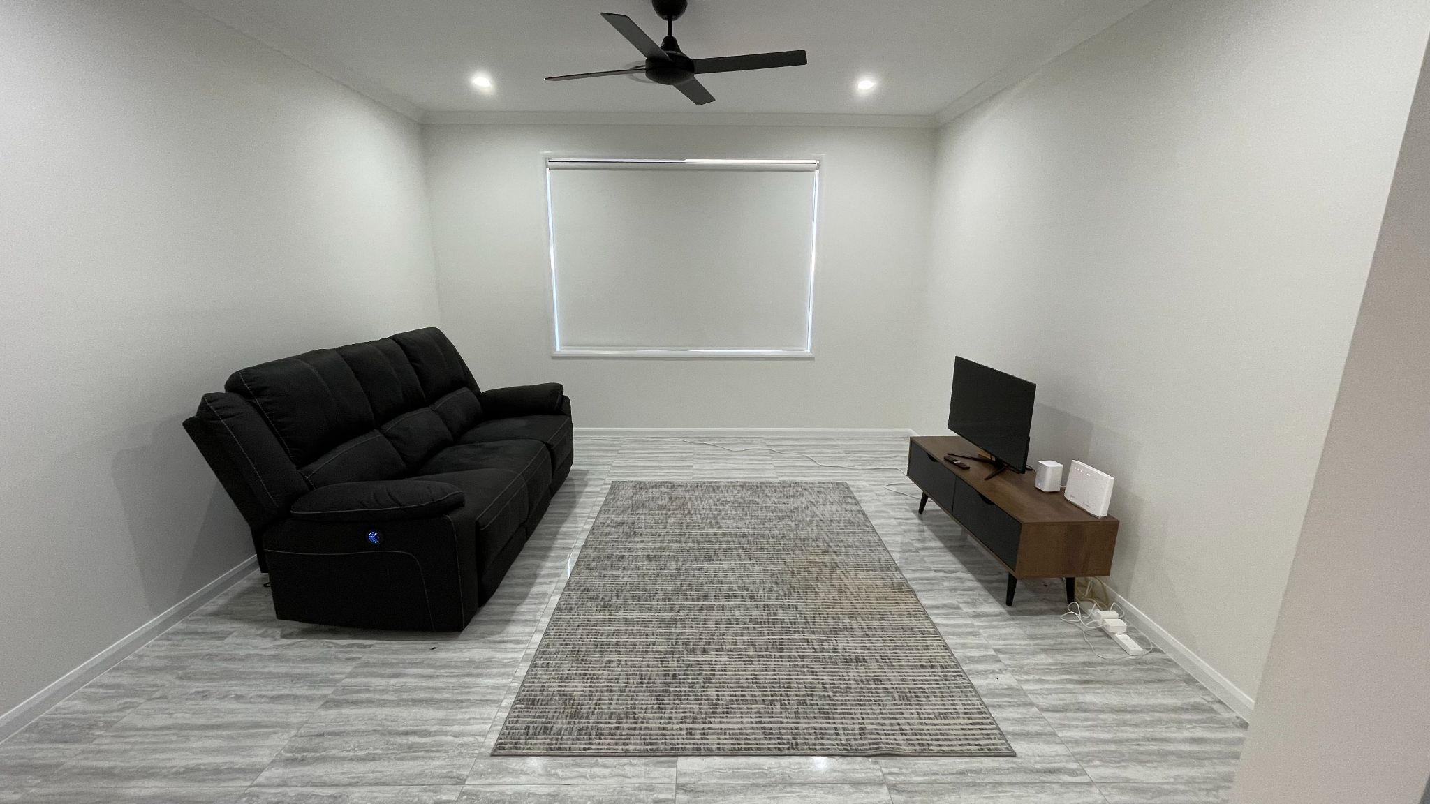 Stylish STA/MTA/SIL home in Chisholm — Home image 2