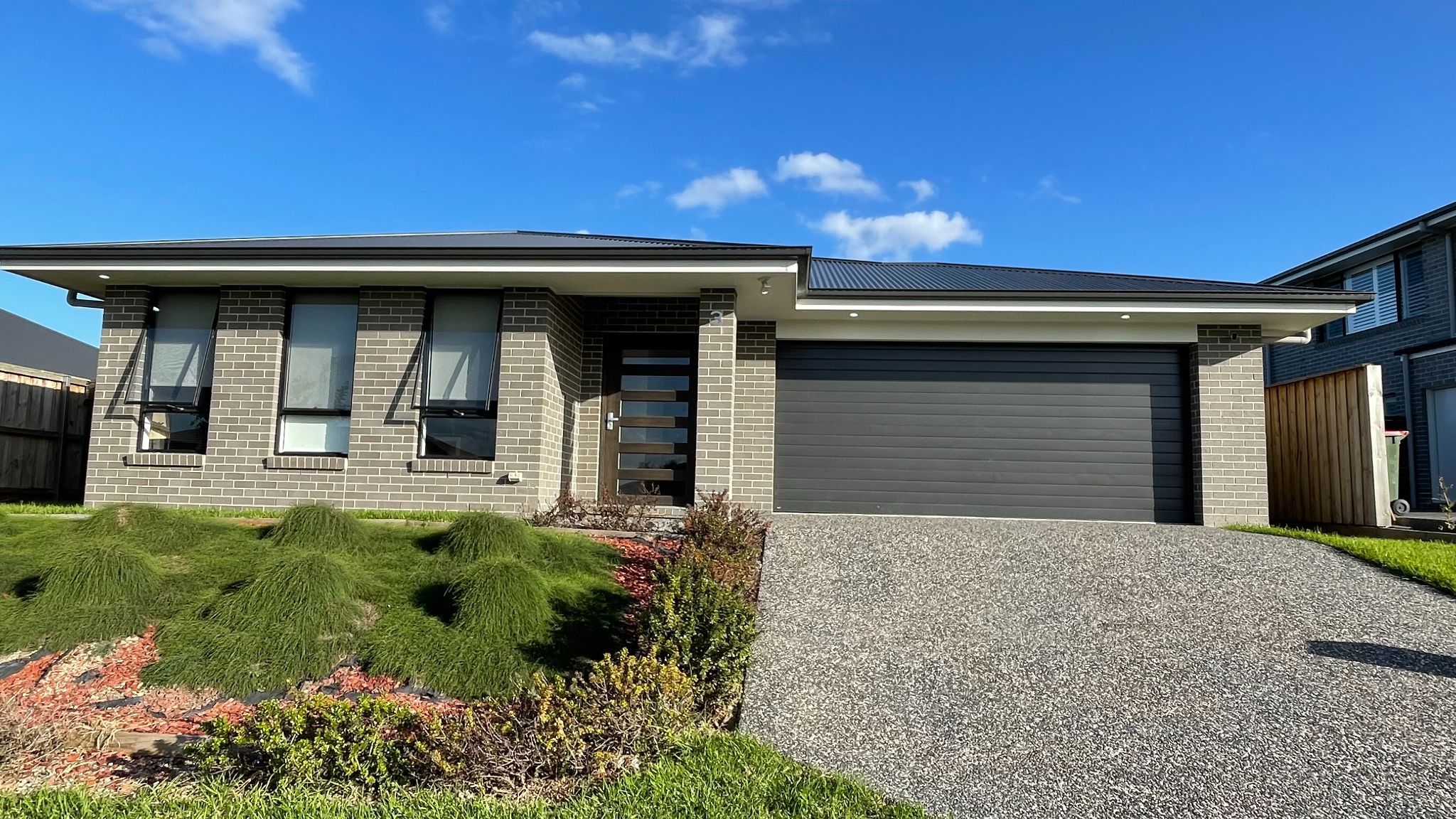 Stylish STA/MTA/SIL home in Chisholm — Home image 8