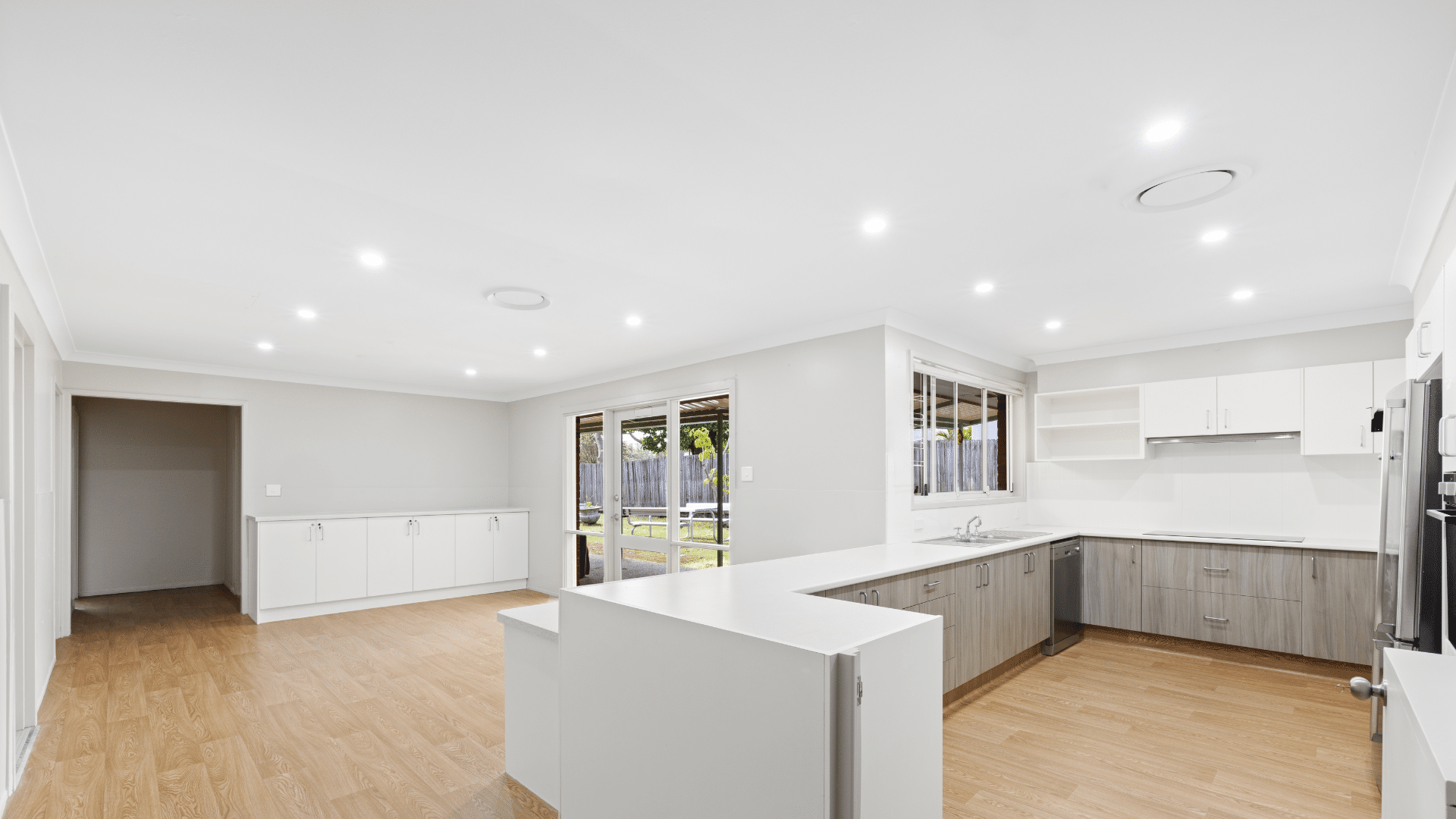 Freshly renovated 5-bedroom all male home — Home image 3