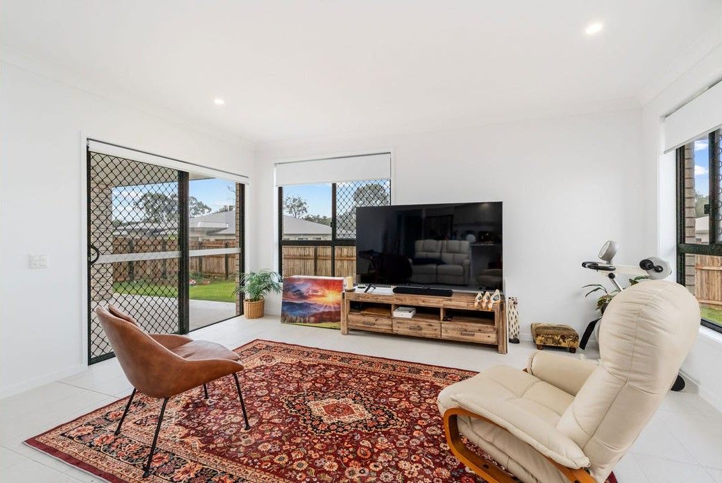 1 SDA + OOA + Guest Room, in Torquay — Home image 3