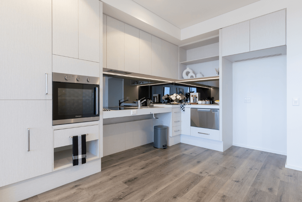 6 MONTHS RENT FREE* - Limited Time - LIVERPOOL - 2 BED Apartment — Home image 11