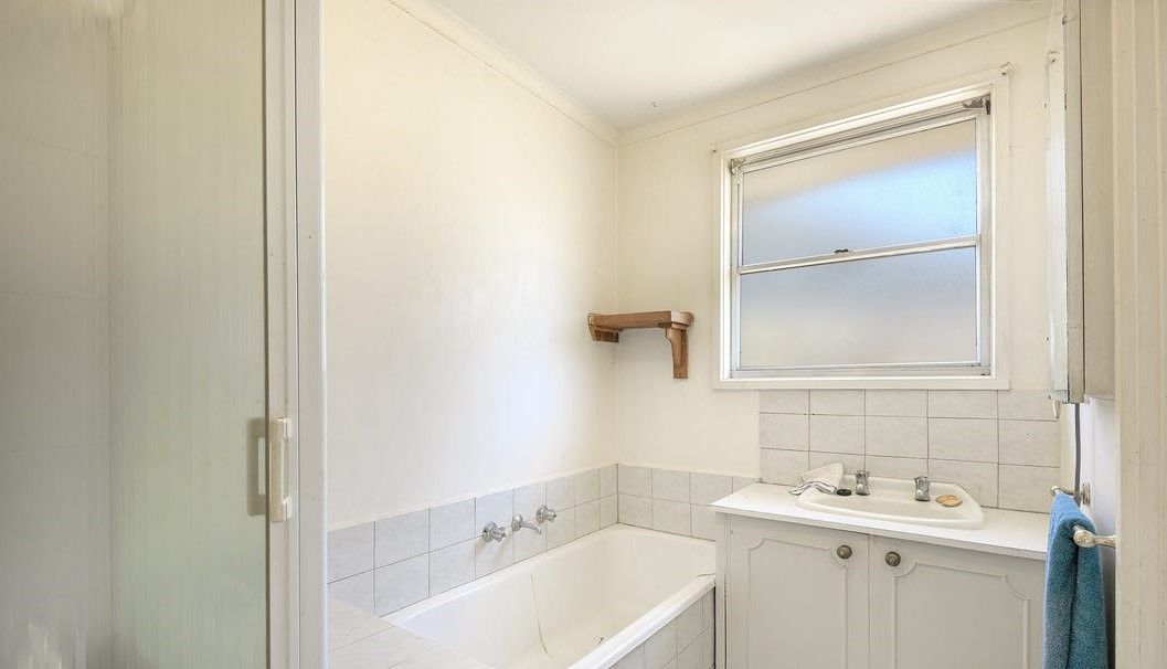 A Rare Find - Brand-New SIL Home in Mornington — Home image 4