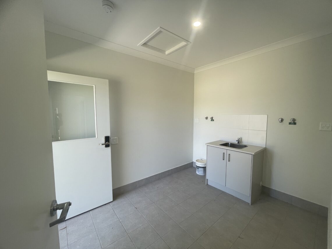 1-bedroom + OOA Robust Villa in Drayton, Toowoomba — Home image 2