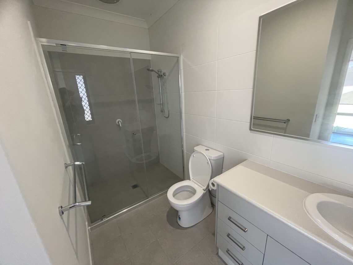 1-bedroom + OOA Robust Villa in Drayton, Toowoomba — Home image 4