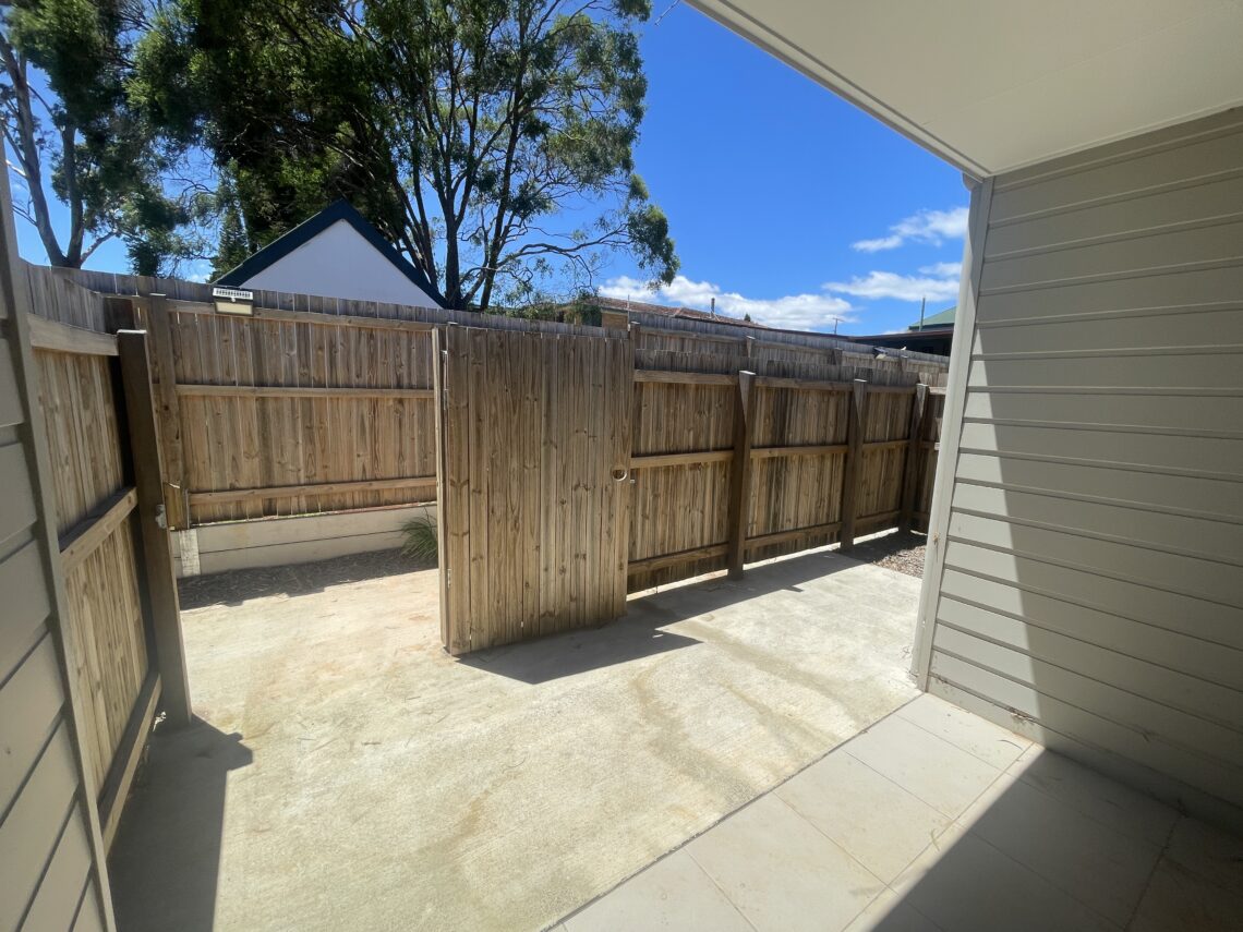 1-bedroom + OOA Robust Villa in Drayton, Toowoomba — Home image 8