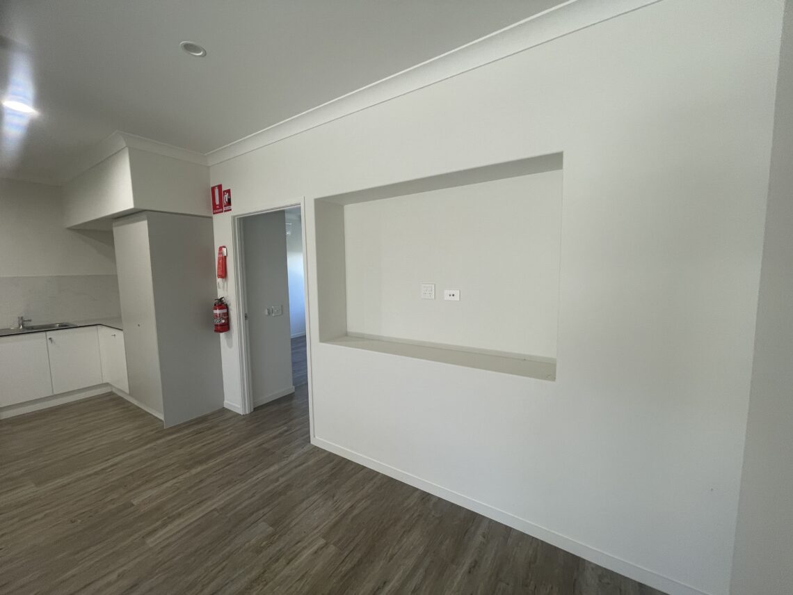 1-bedroom + OOA Robust Villa in Drayton, Toowoomba — Home image 10