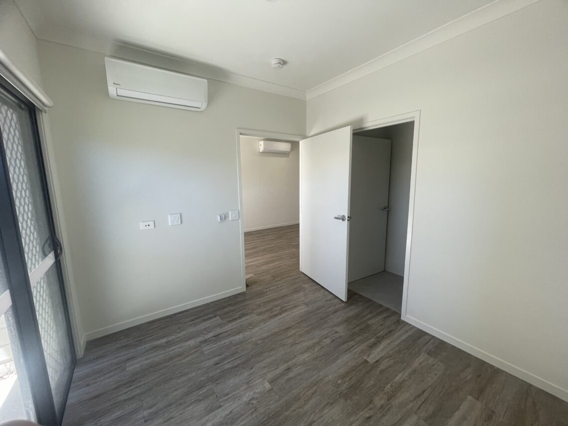 1-bedroom + OOA Robust Villa in Drayton, Toowoomba — Home image 18