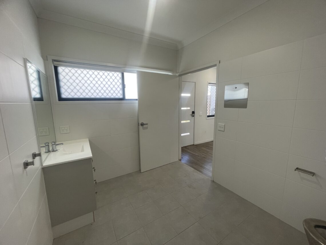 1-bedroom + OOA Robust Villa in Drayton, Toowoomba — Home image 24