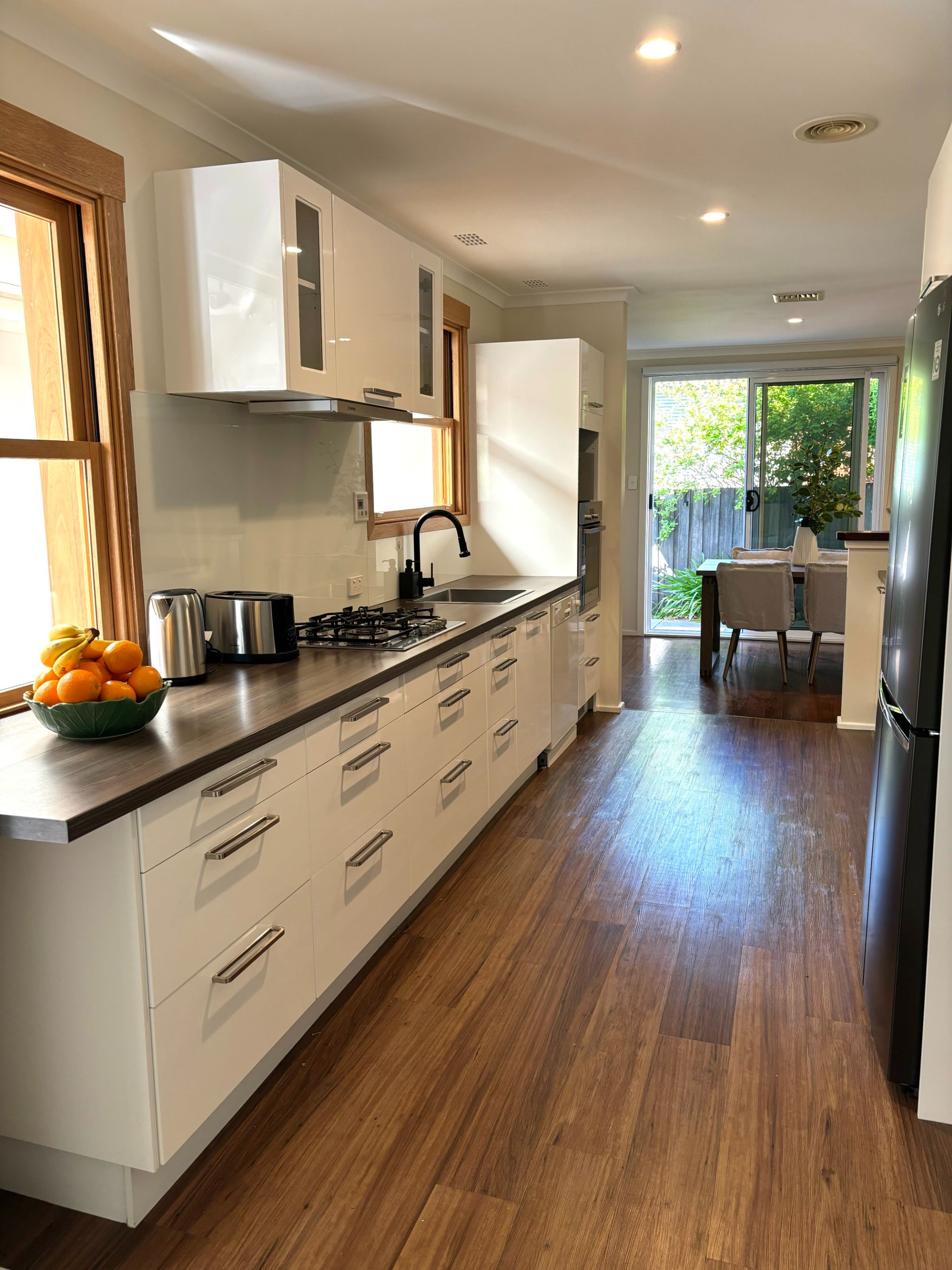 Danny Met Sally SIL Home Hughes, Canberra — Home image 5