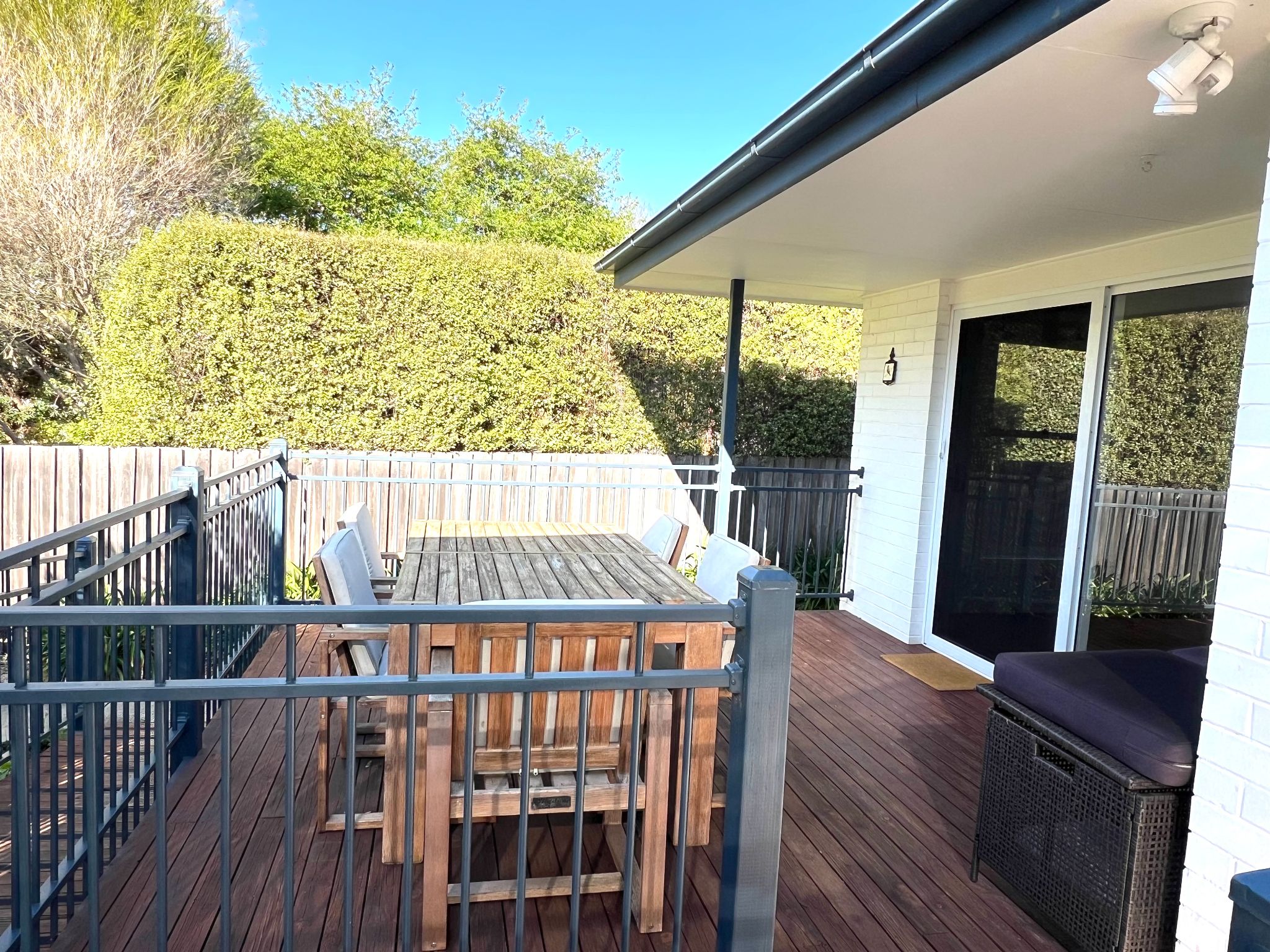 Danny Met Sally SIL Home Hughes, Canberra — Home image 12