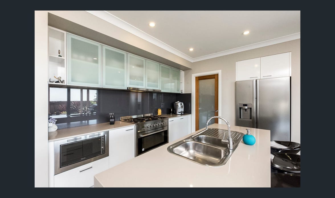 Woolondoon Drive, Highton – Accessible SIL Home with 3 Vacant Rooms — Home image 2