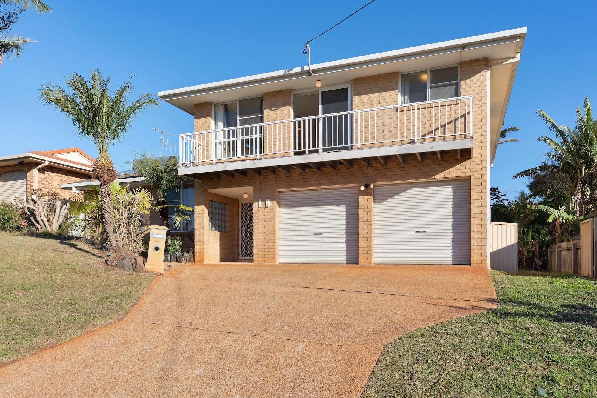 Large SIL house in Port Macquarie — Home image 6