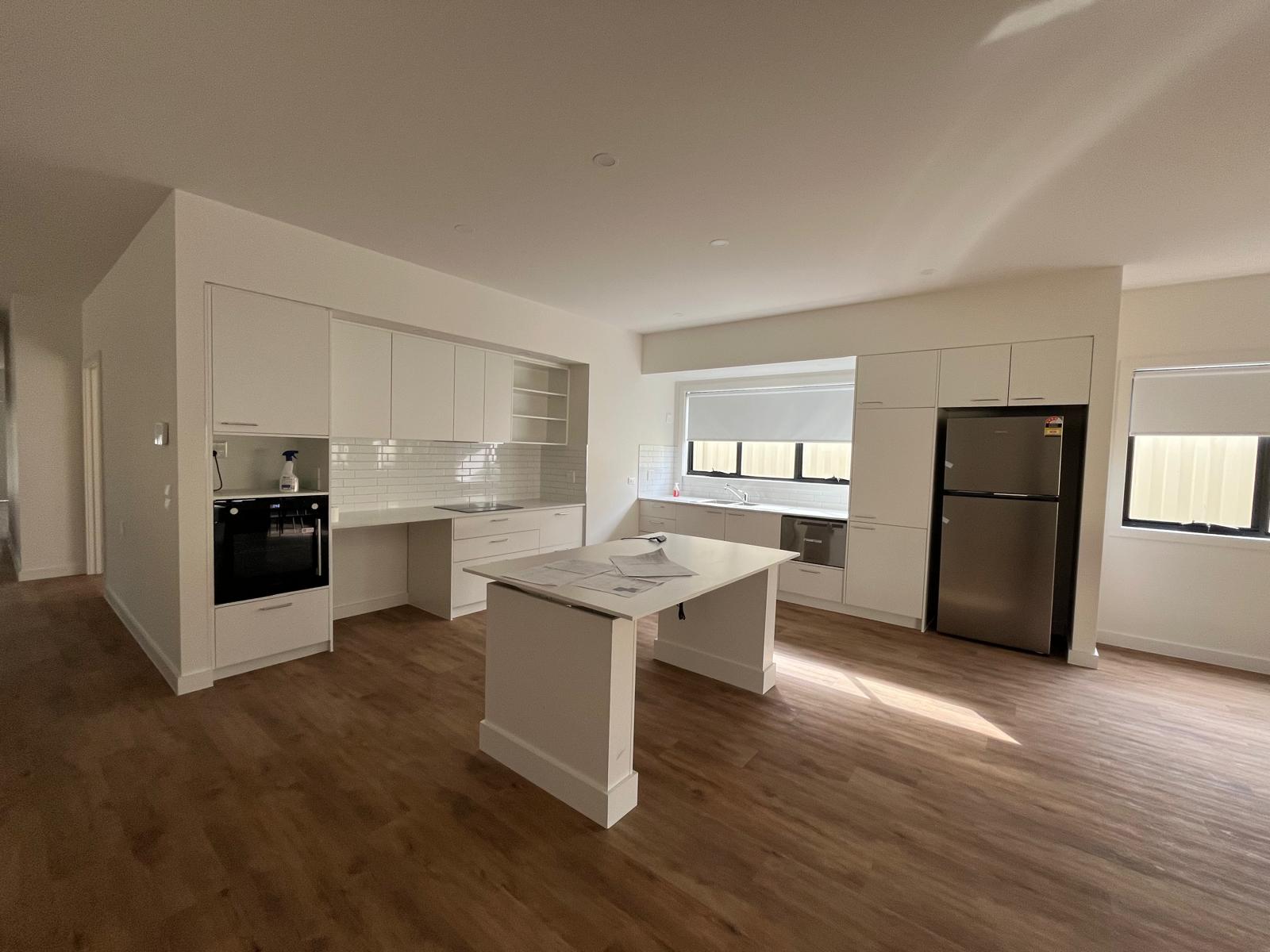 Sunshine HPS IL FA Category SDA - 3 Ensuites + OOA — Home image 6