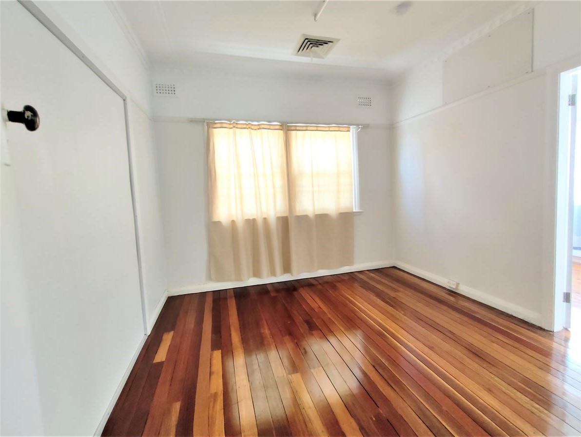 SIL Home and Granny Flat at Payten Street, Putney — Home image 9