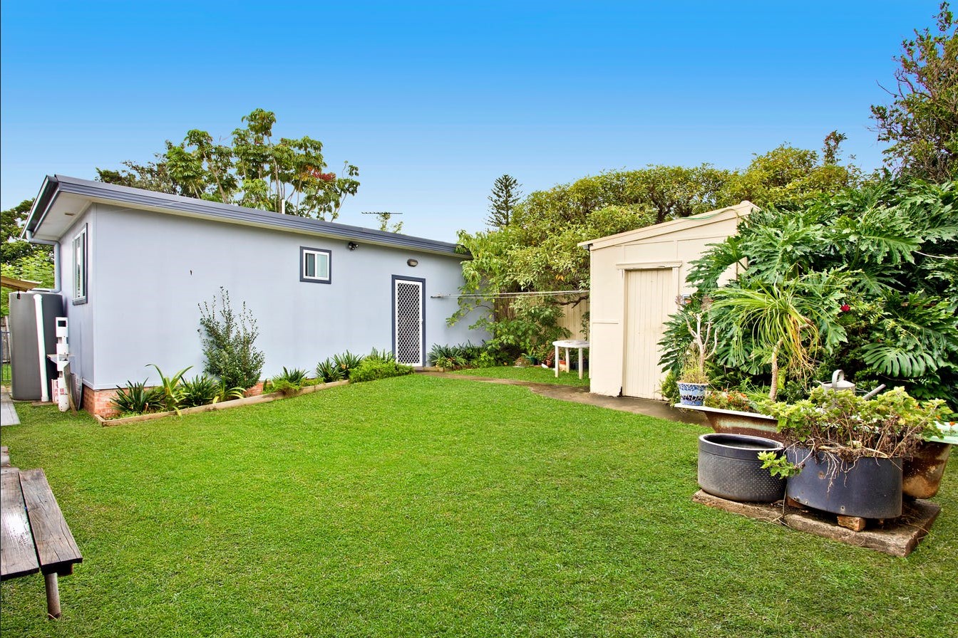 SIL Home and Granny Flat at Payten Street, Putney — Home image 10