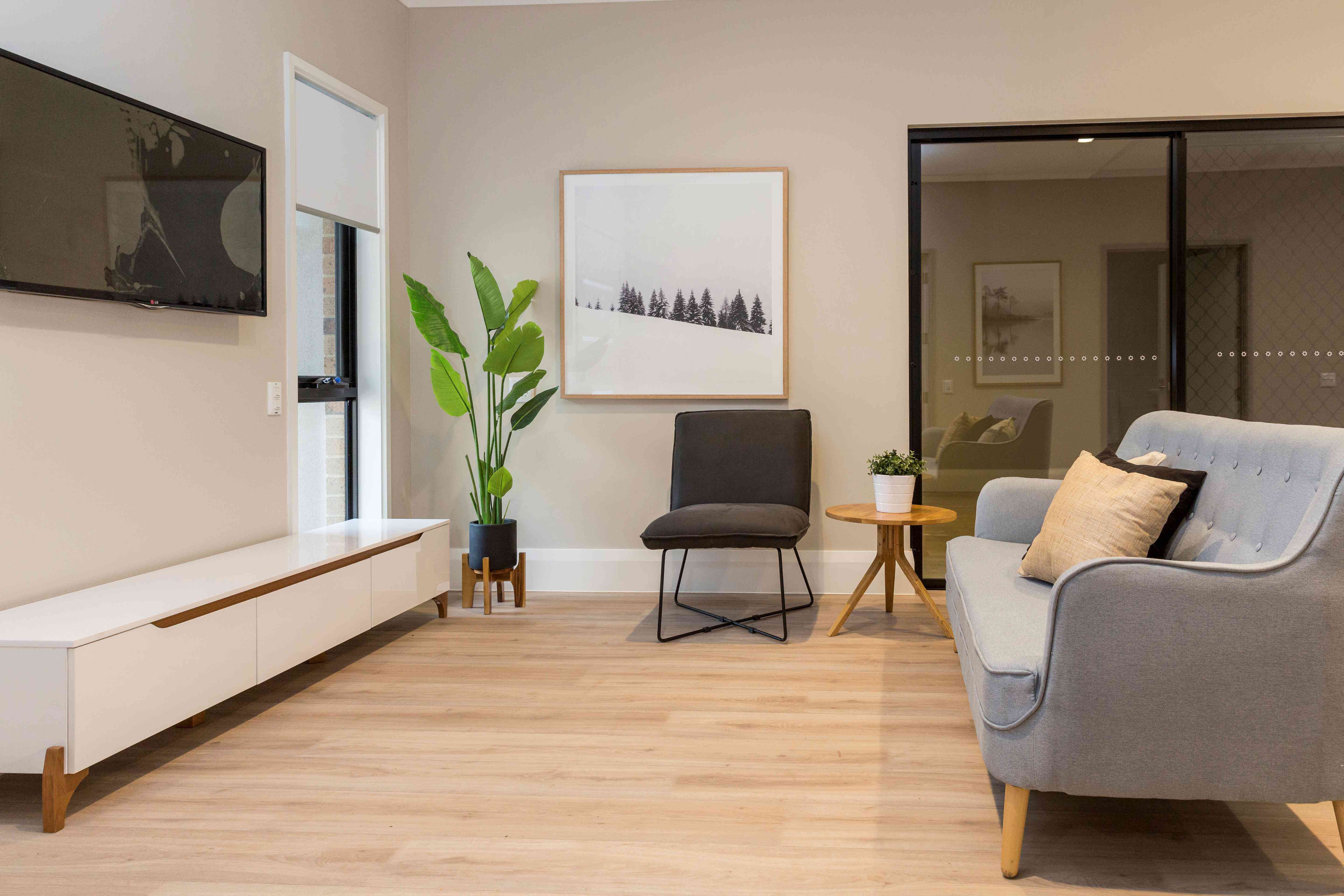 Single-Occupancy Whole 2 Bedroom Villa in Salisbury — Home image 8