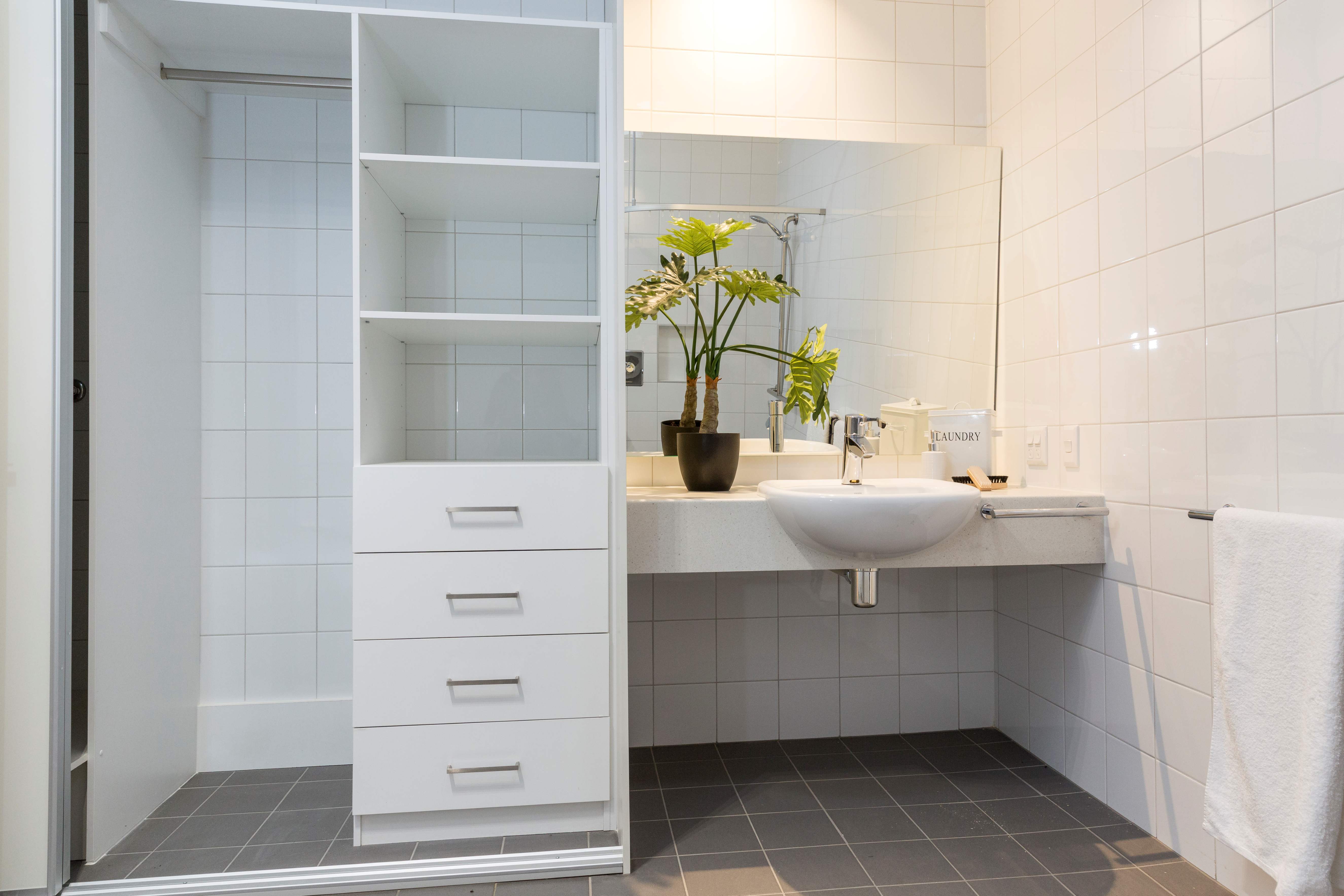 Single-Occupancy Whole 2 Bedroom Villa in Salisbury — Home image 15
