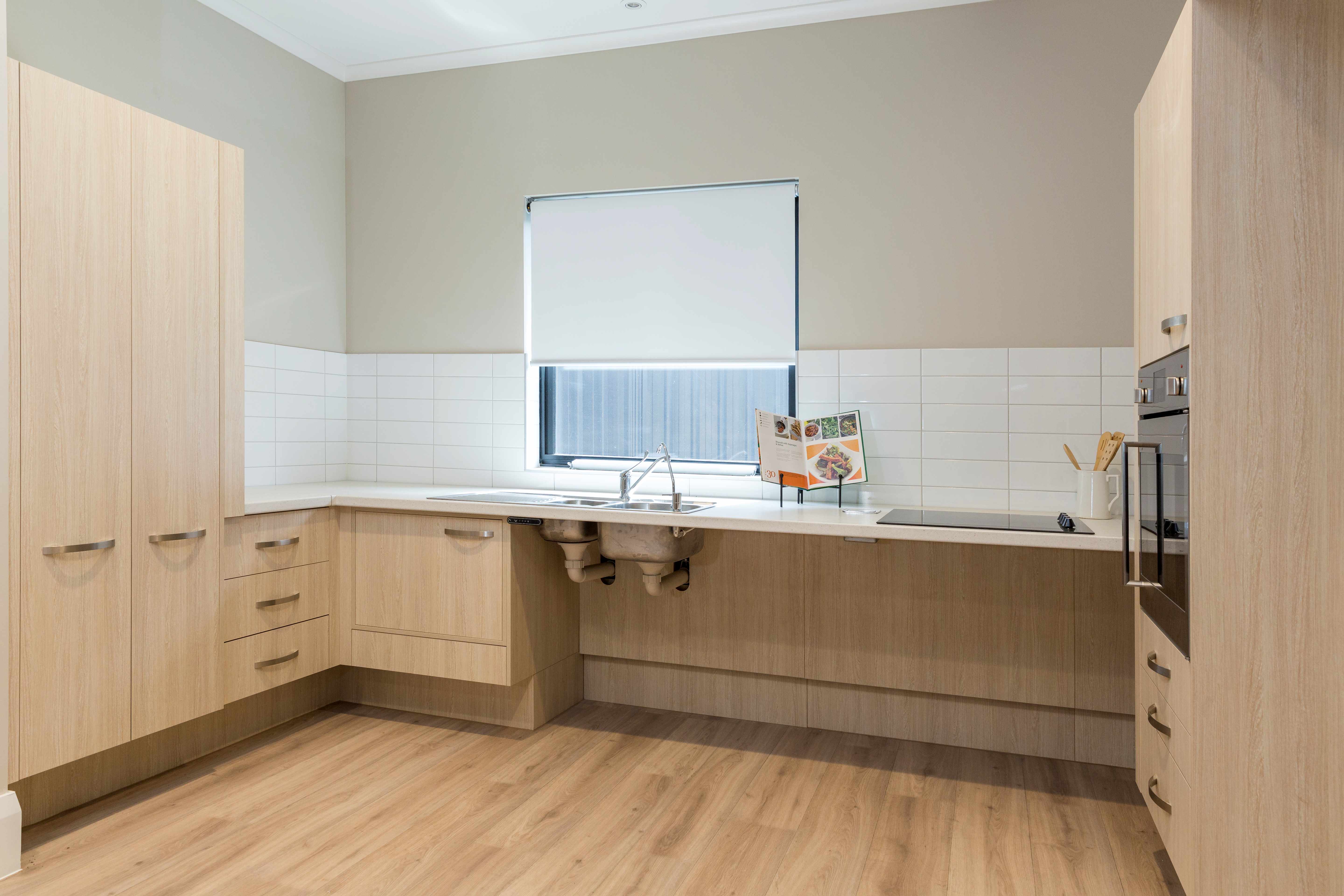 Single-Occupancy Whole 2 Bedroom Villa in Salisbury — Home image 2