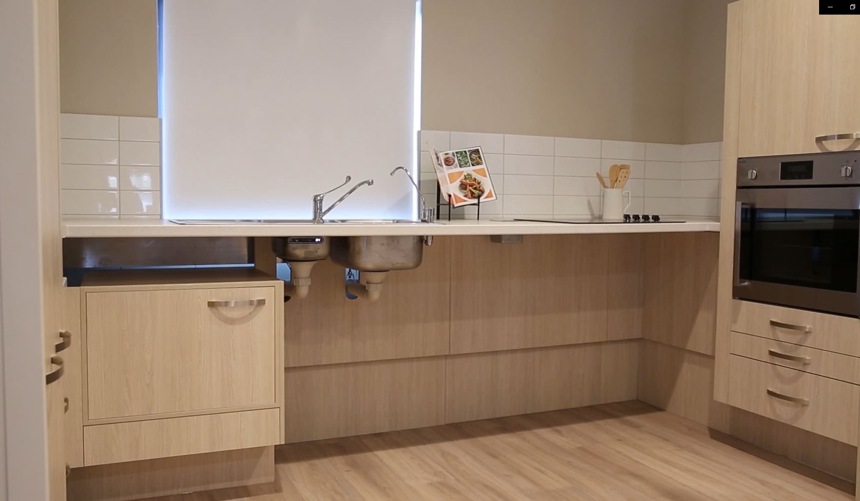 Single-Occupancy Whole 2 Bedroom Villa in Salisbury — Home image 8
