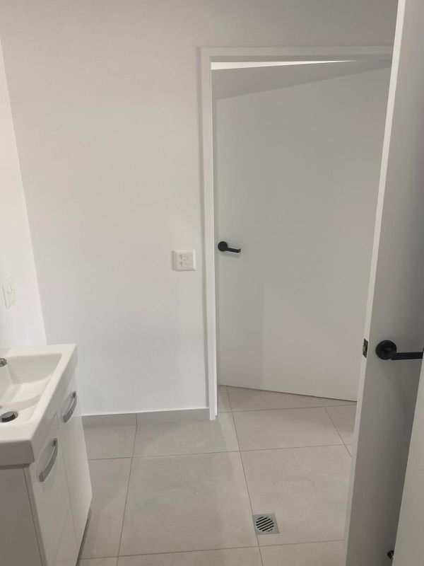 4 BR High Physical Support Home with 2 Living Areas & OOA Room – Zuccoli — Home image 11
