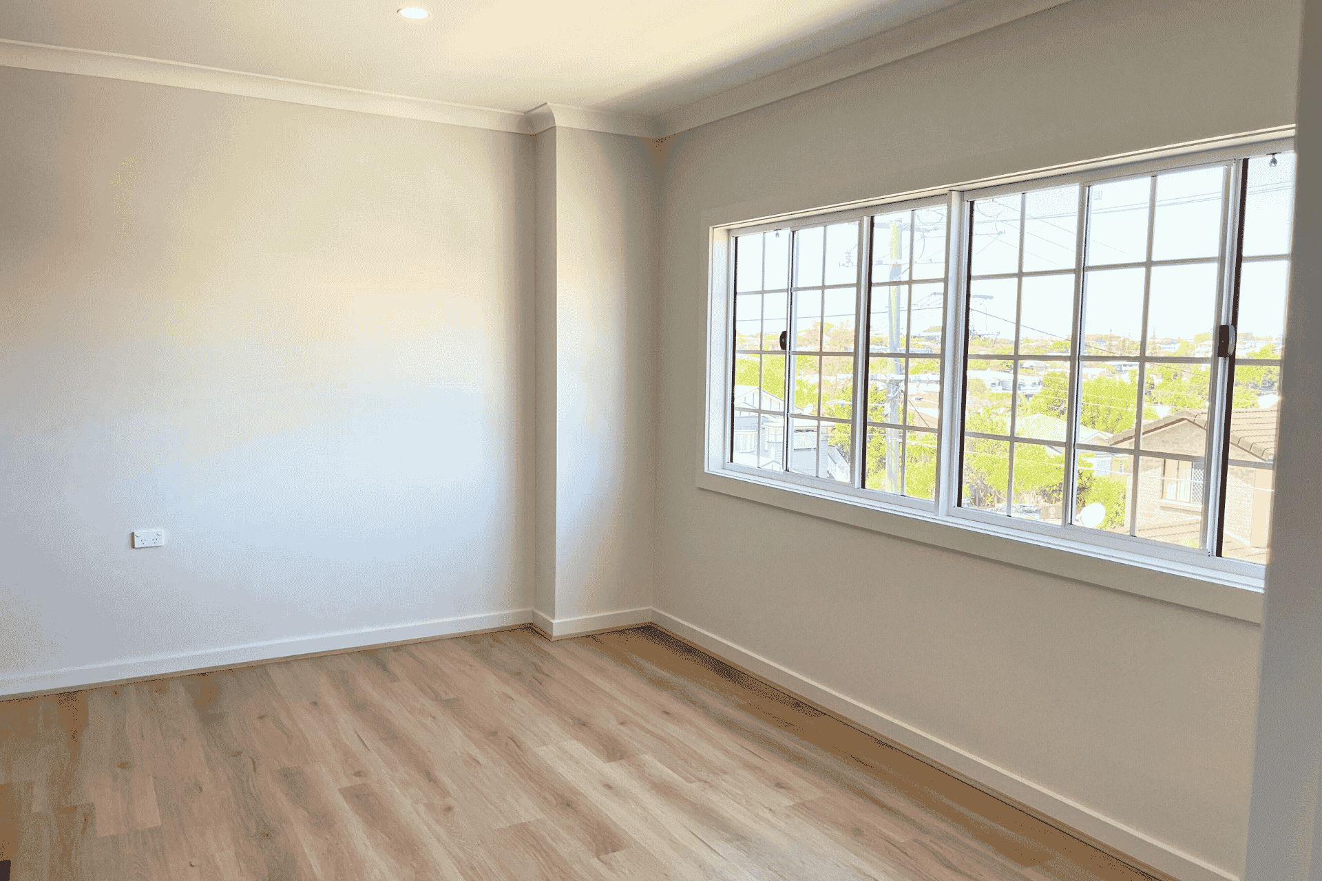 2 Bedroom Apartment, Stafford — Home image 3
