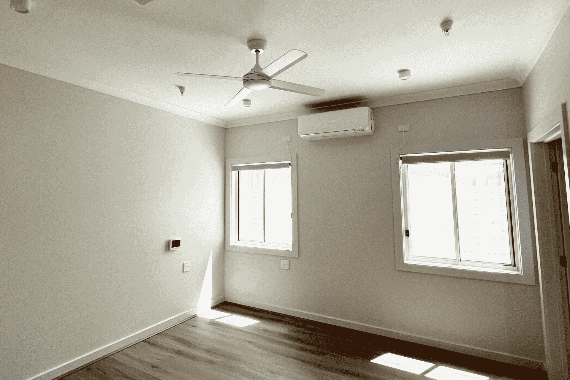 2 Bedroom Apartment, Stafford — Home image 4