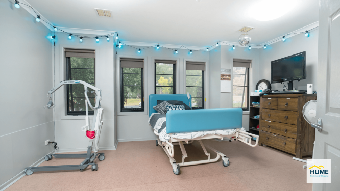 Lavington: Comfortable Disability House in Quiet Street. — Home image 2