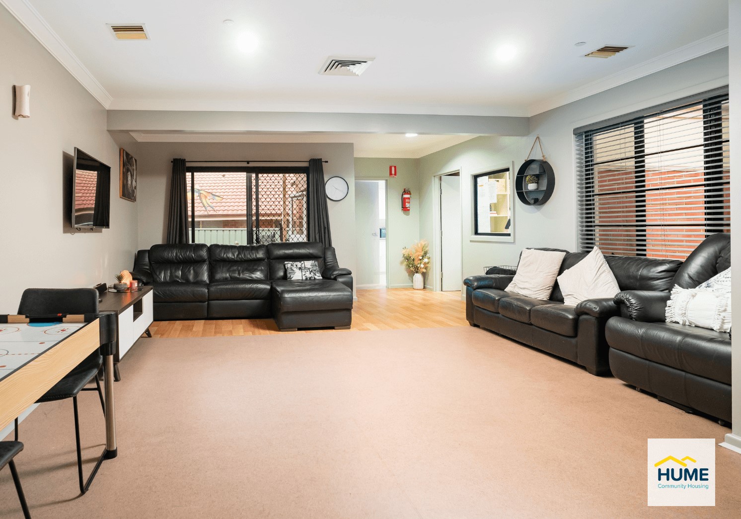 Lavington: Comfortable Disability House in Quiet Street. — Home image 7