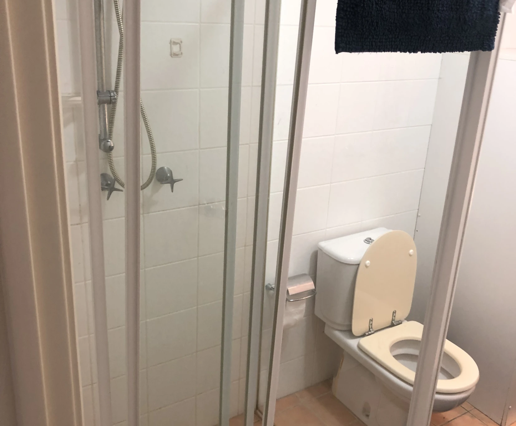 Oceanview Supported Living Apartment in the Heart of Coogee Beach — Home image 16